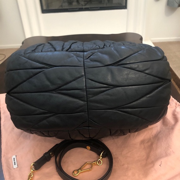 Authentic Miu Miu matalasse satchel/crossbody bag - Picture 6 of 9